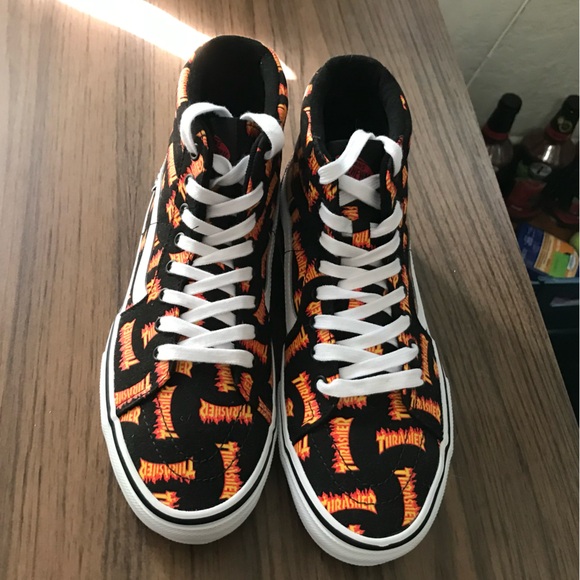 Vans X Thrasher Skate Sk8-Hi Shoe - Picture 2 of 5